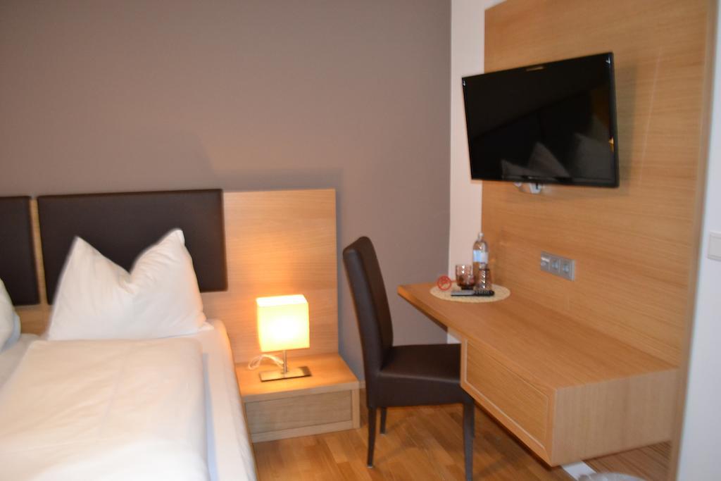 Hotel Gasthof Tirolerwirt Bischofshofen Εξωτερικό φωτογραφία